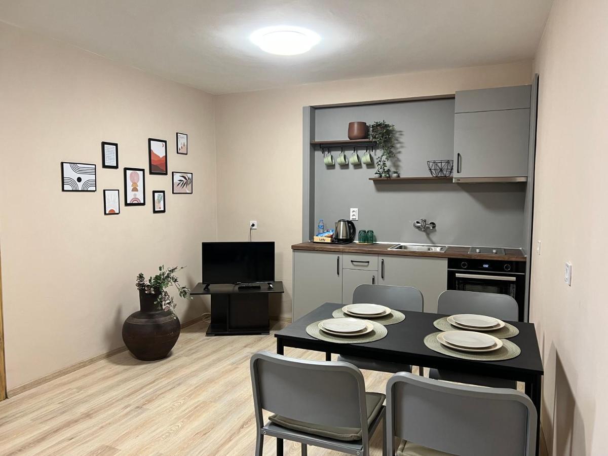 Family Hotel Central Shumen Luaran gambar