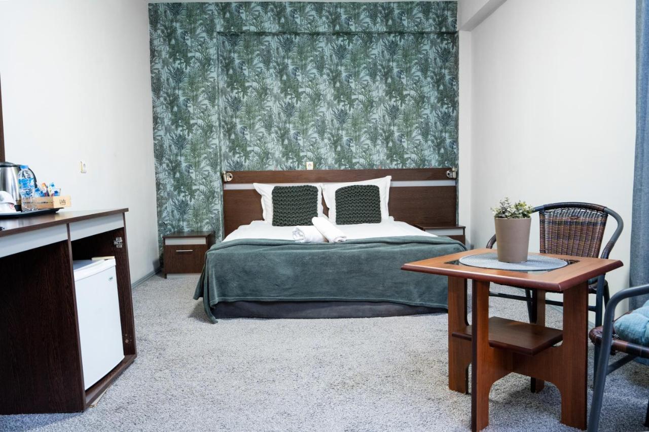 Family Hotel Central Shumen Luaran gambar
