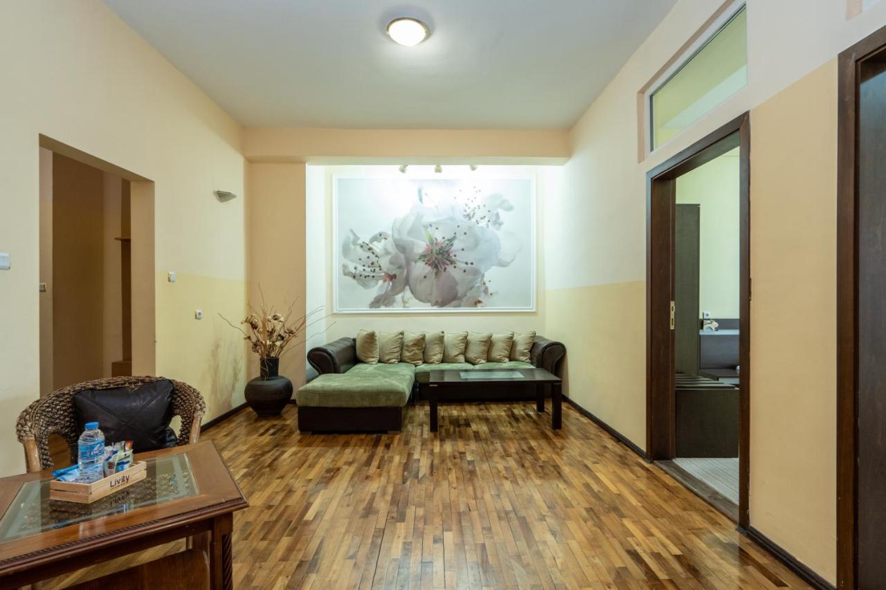 Family Hotel Central Shumen Luaran gambar