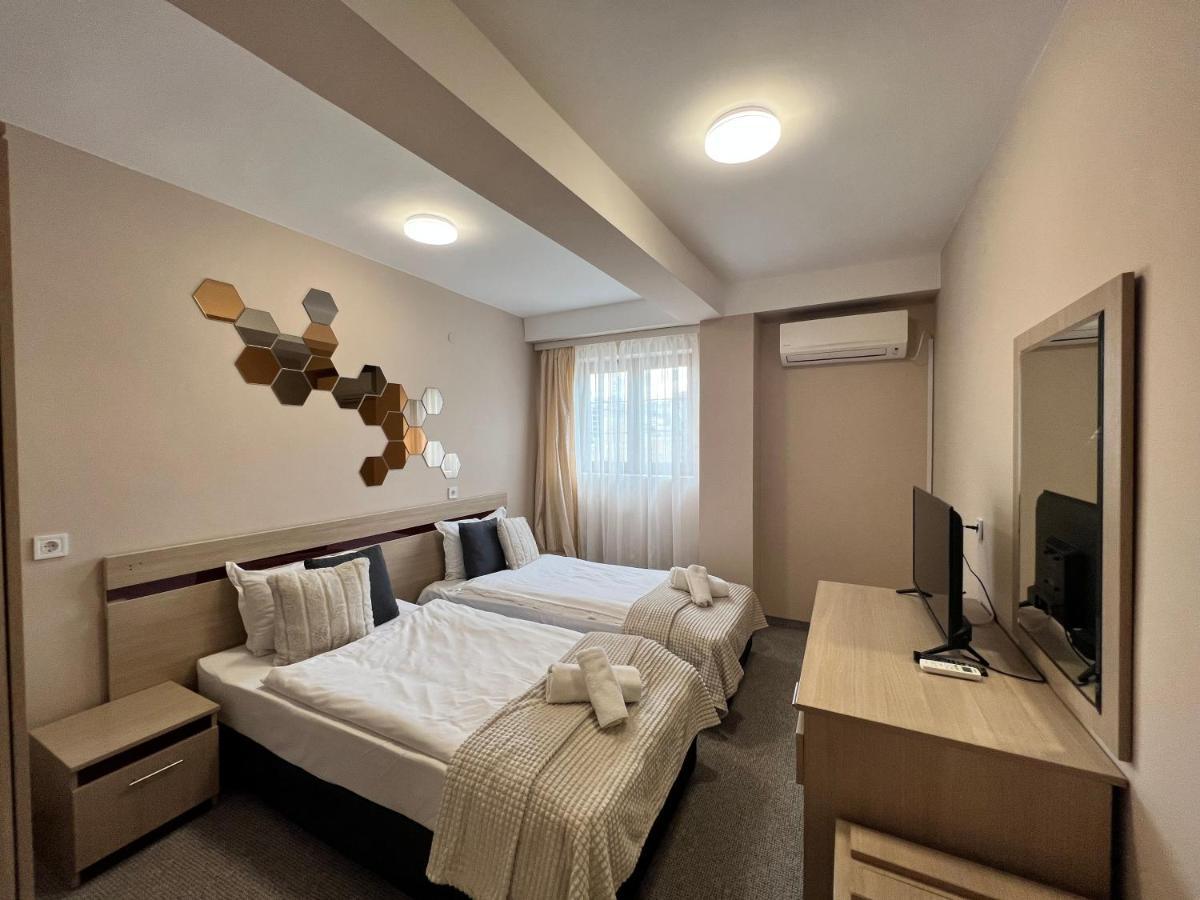 Family Hotel Central Shumen Luaran gambar