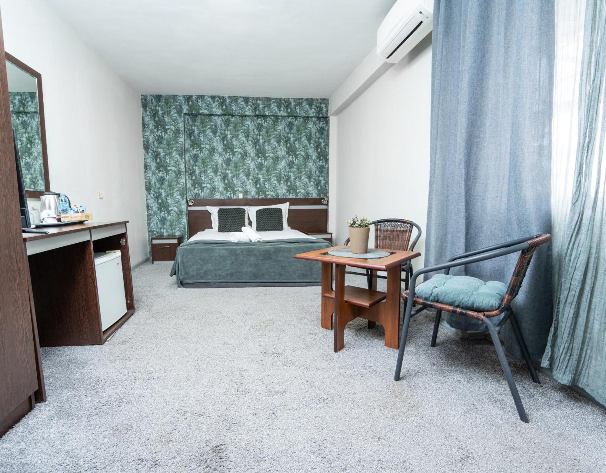Family Hotel Central Shumen Luaran gambar