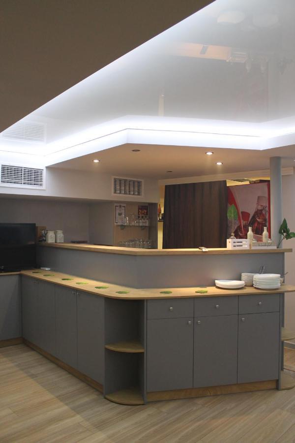 Family Hotel Central Shumen Luaran gambar